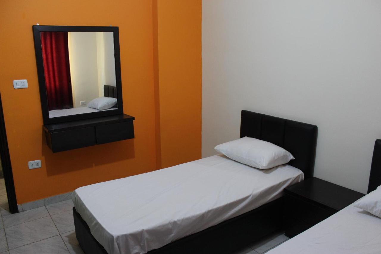 Margarita Furnished Apartments Аман Екстериор снимка