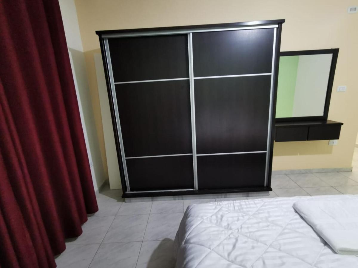 Margarita Furnished Apartments Аман Екстериор снимка